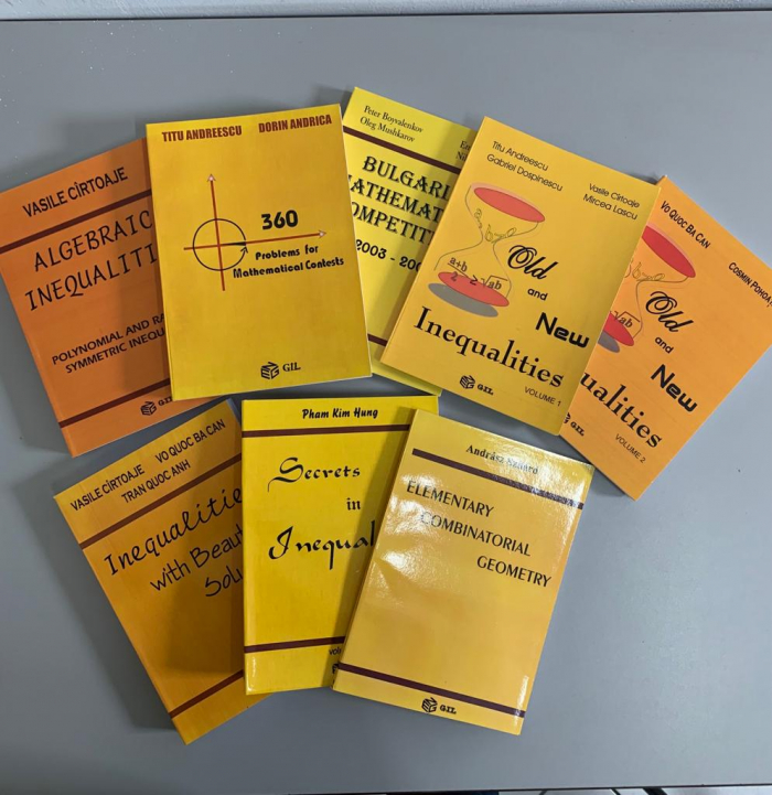 Combo com 8 Livros Romenos 